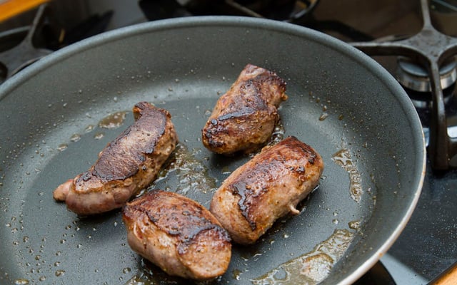 Sauté de chevreuil mariné