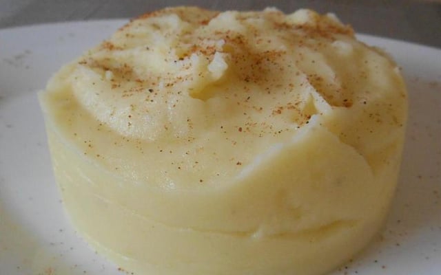 Purée de pommes de terre & carré frais
