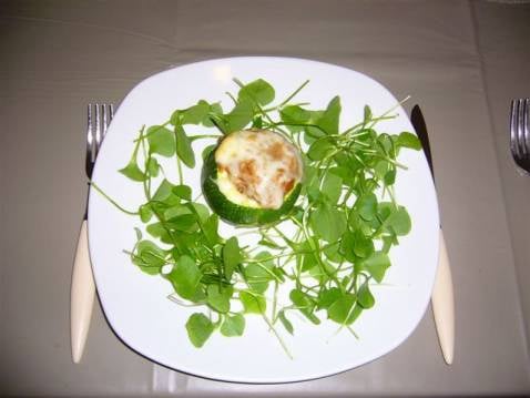 Courgette farcie aux steaks hachés et concentré de tomate