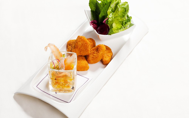 Nuggets de poulet, salsa de tomate et mangue au poivre de sechouan