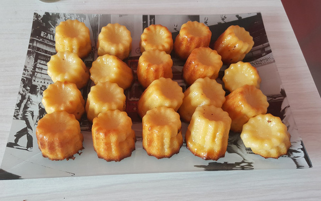 Cannelés bordelais à la fleur d'oranger