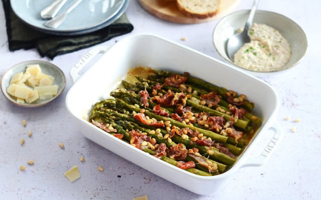 Asperges rôties au parmesan et jambon de Parme