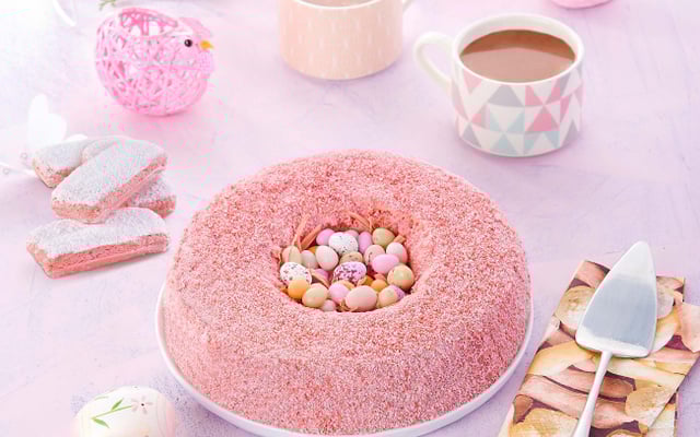 Nid de Pâques aux biscuits de Reims