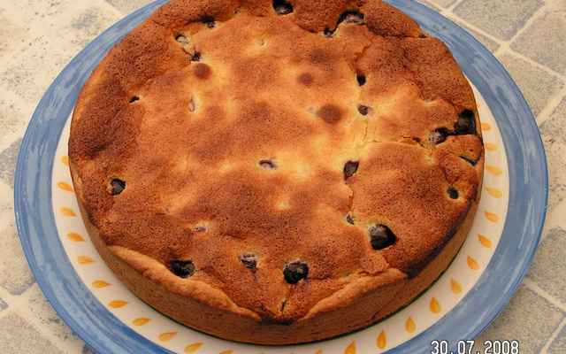 Gâteau aux cerises et crème pâtissière