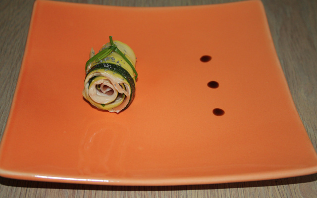 Roulé de courgettes au chèvre frais et melon