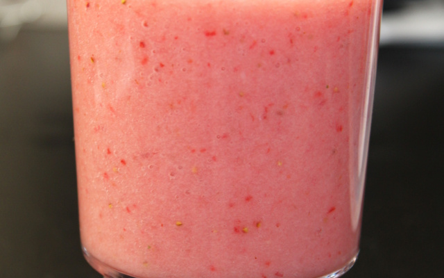 Smoothie banane et fraises