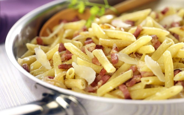 Penne à Poêler de Panzani à la carbonara