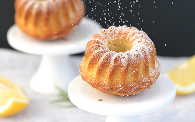 Cake amande, citron romarin au buttermilk