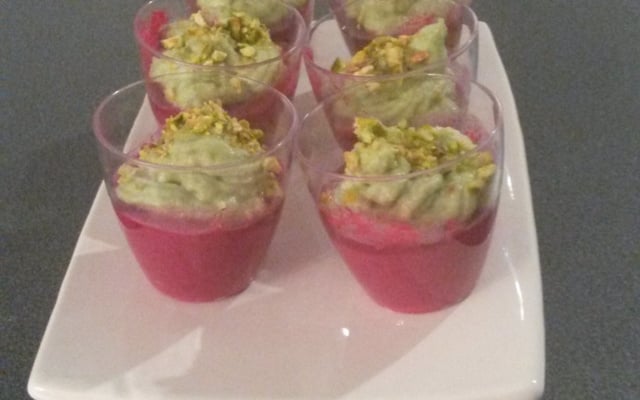 Verrine betterave rouge & avocat