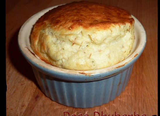 Soufflé au roquefort Papillon et filets de maquereaux