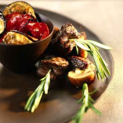 Hampe en brochettes de romarin