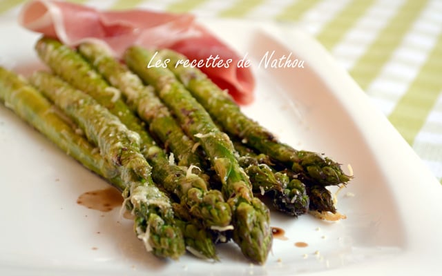 Asperges vertes grillées au four