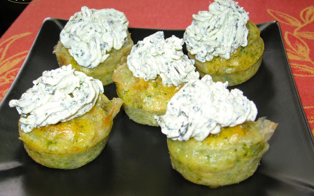 Mini-cakes savoyards aux herbes du jardin