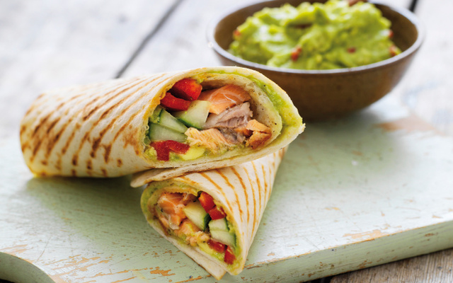 Wraps de saumon de Norvège et guacamole