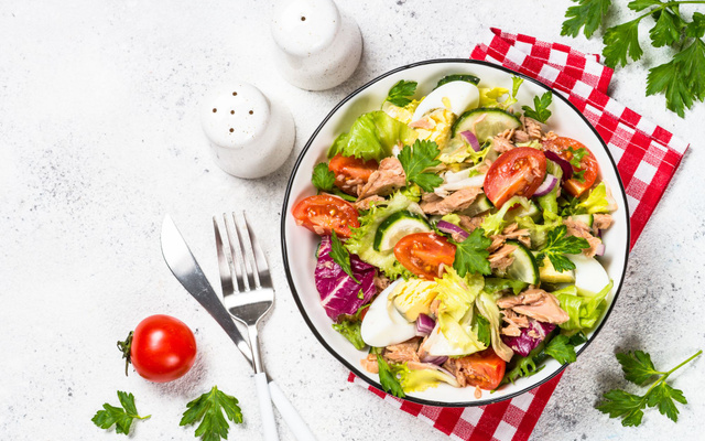 Salade de tomates au thon