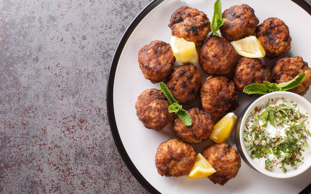 Boulettes de viande méditerranéennes