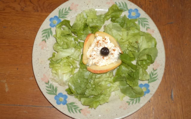 Fonds d'artichaut garni au chèvre