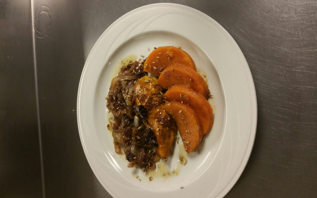 Cuisses de poulet et pomme de terre au four