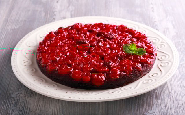 Gâteau renversé aux cerises