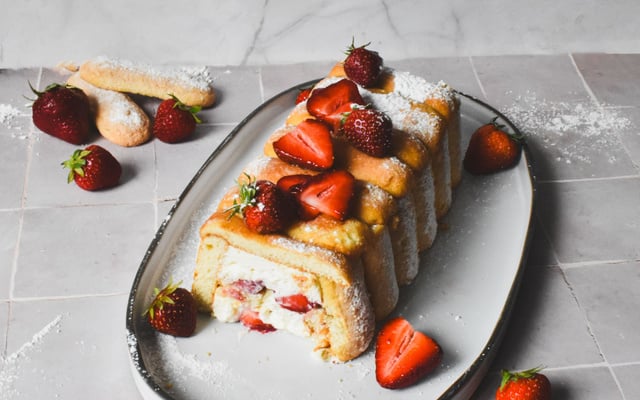 Charlotte aux fraises et mascarpone facile et rapide