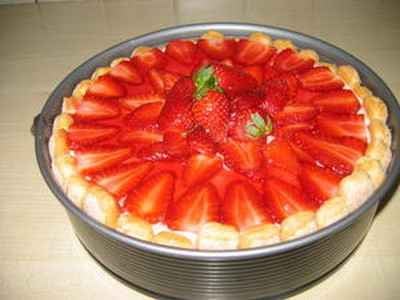 Charlotte aux fraises et menthe