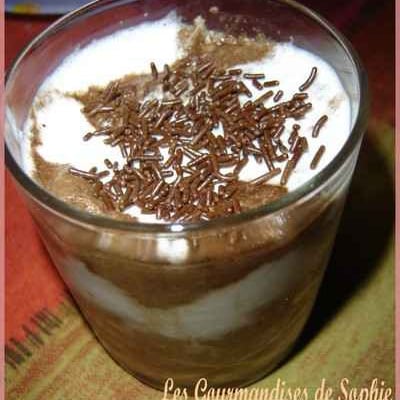 Verrines de mousses coco et chocolat