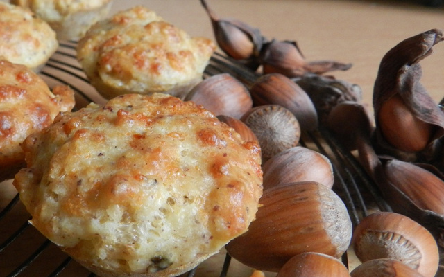 Petits muffins noisettes Comté