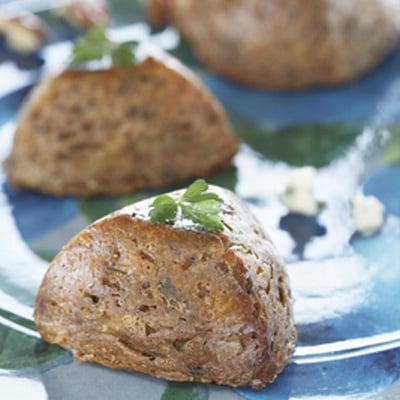 Moelleux de pomme de terre au fromage bleu et aux noix