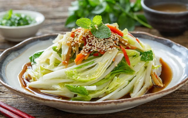 Salade de chou chinois croquante et rapide