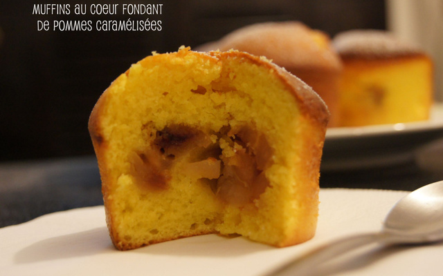 Muffins au cœur fondant de pommes caramélisées