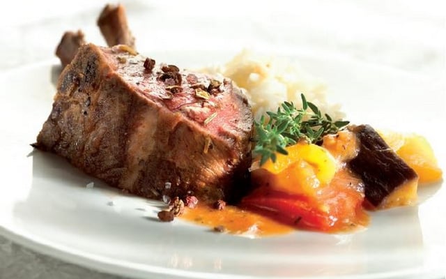 Carré d'agneau et ratatouille