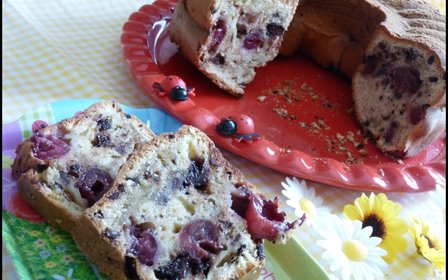 Couronne aux cerises maison