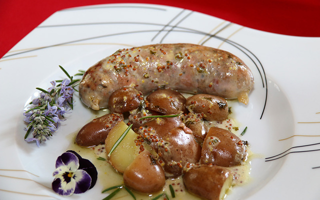 Andouillette au vin blanc sauce moutarde à l'ancienne
