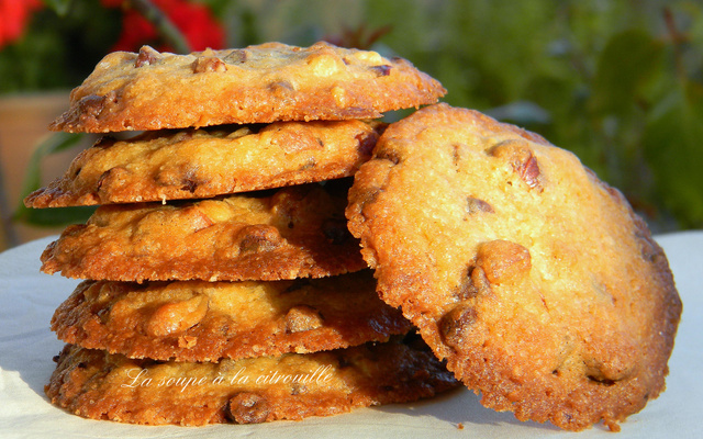 Cookies aux noisettes et chocolat