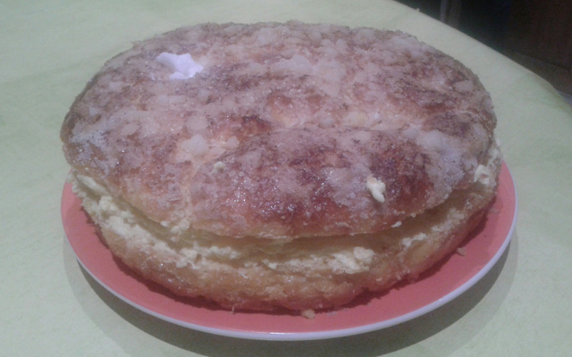 Tarte tropézienne à la fleur d'oranger