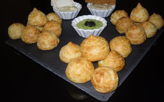 Trio de gougères bourguigonne