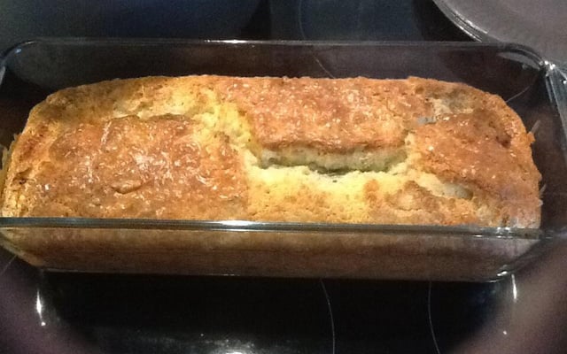 Cake au chèvre, aux noix et au raisin