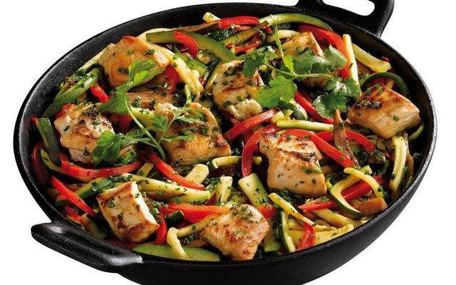 Wok de poulet et légumes du soleil