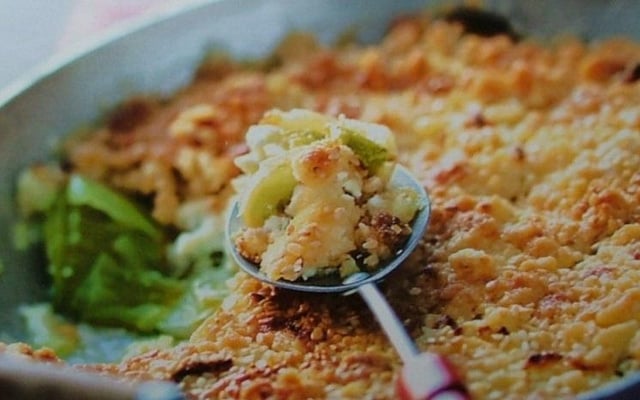 Crumble de courgettes fondantes à la mozzarella