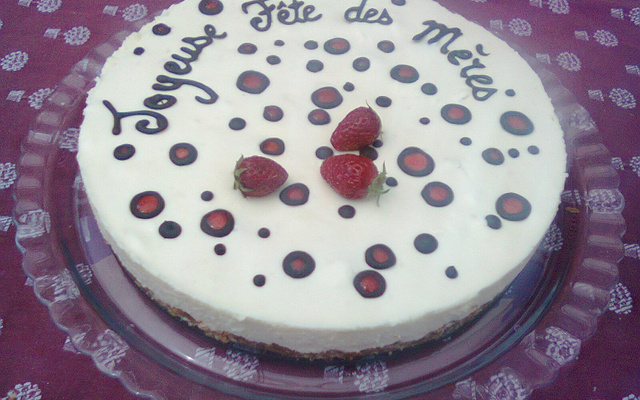 Gâteau fraise, rhubarbe et spéculoos