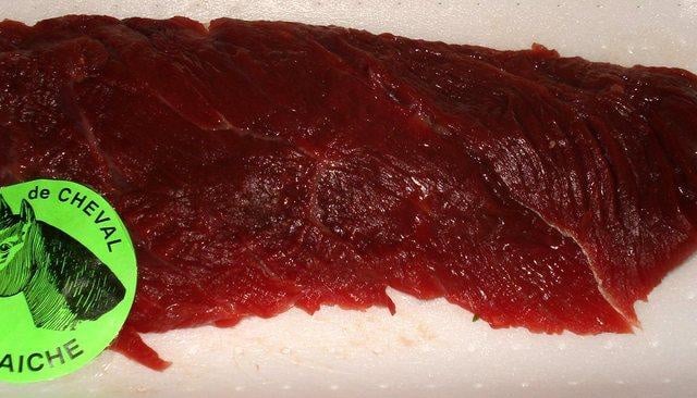 Steak de cheval au poivre