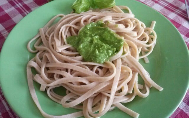 Pâtes au pesto de basilic