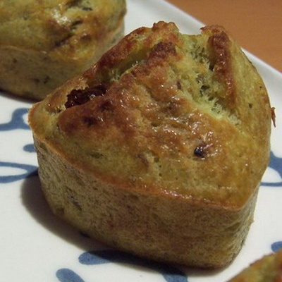 Muffins pesto, tomates séchées