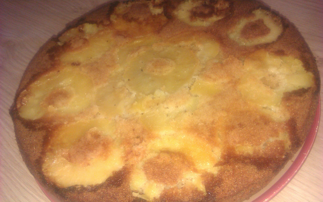 Gâteau aux pommes et beurre salé