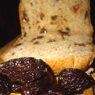 Pain aux pruneaux