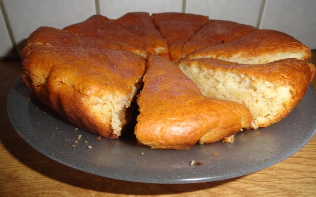 Gâteau moelleux au yaourt sans œufs