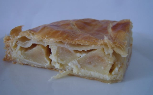 Galette crème d'amandes & pomme au sirop de caramel