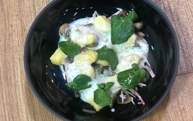Gnocchis à la parisienne au jambon et champignons
