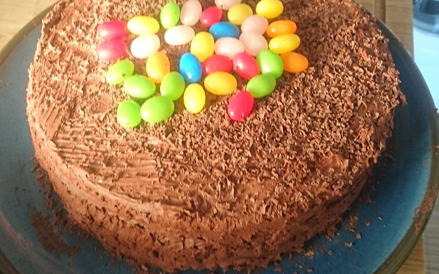 Gâteau au chocolat surprise de Pâques