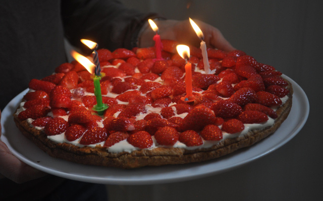 Salade d'herbes et de fraises aux parfums d'été